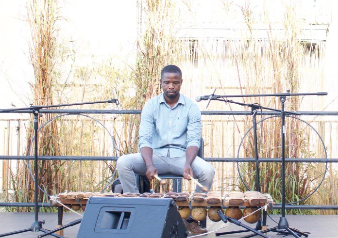 CROSSBEATS promove residência artística em Inhambane