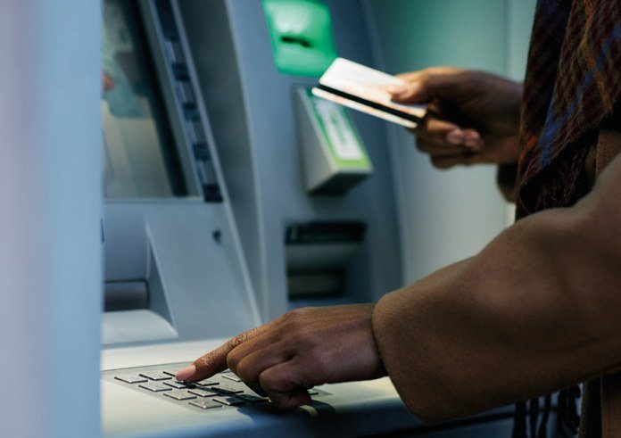 Sector bancário denuncia aumento de fraudes digitais em Moçambique