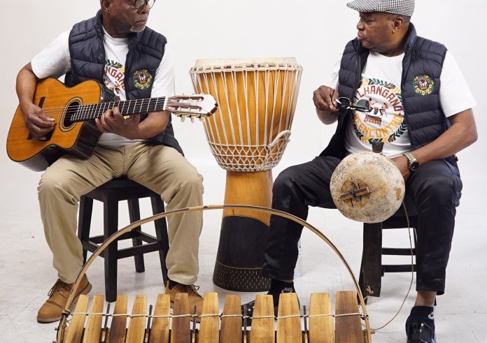 Wazimbo e José Mucavele estreiam Projecto Tlhangano com ‘concerto da gratidão’